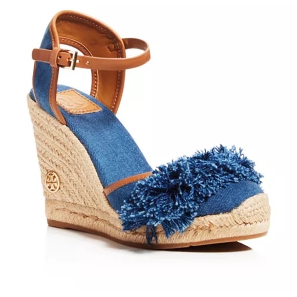Tory Burch Shaw Blue Denim Fringe Tan Leather Espadrille Wedge Sandals NWOB - Picture 1 of 10
